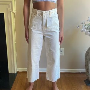 Zara Wide Leg White Cropped Jeans